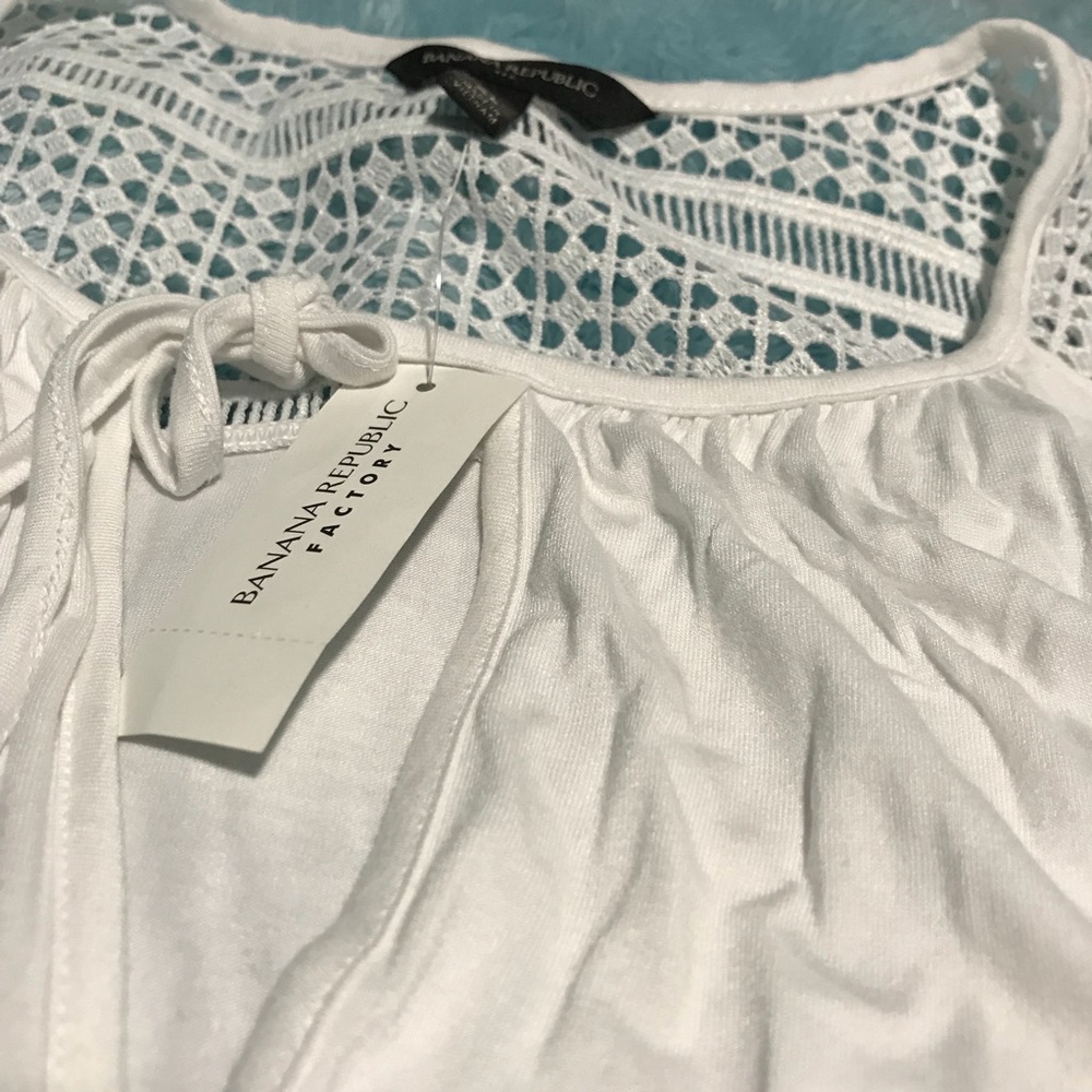 Banana Republic V-Neck Tank